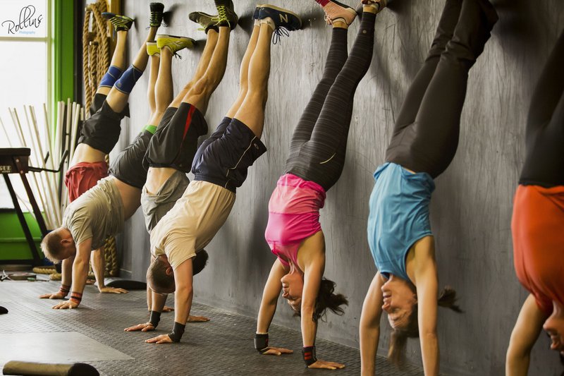 Gray as fitness business decor