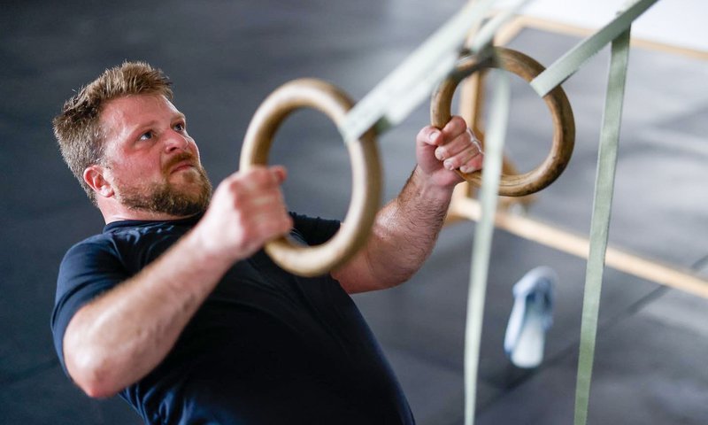 Tell gym members stories